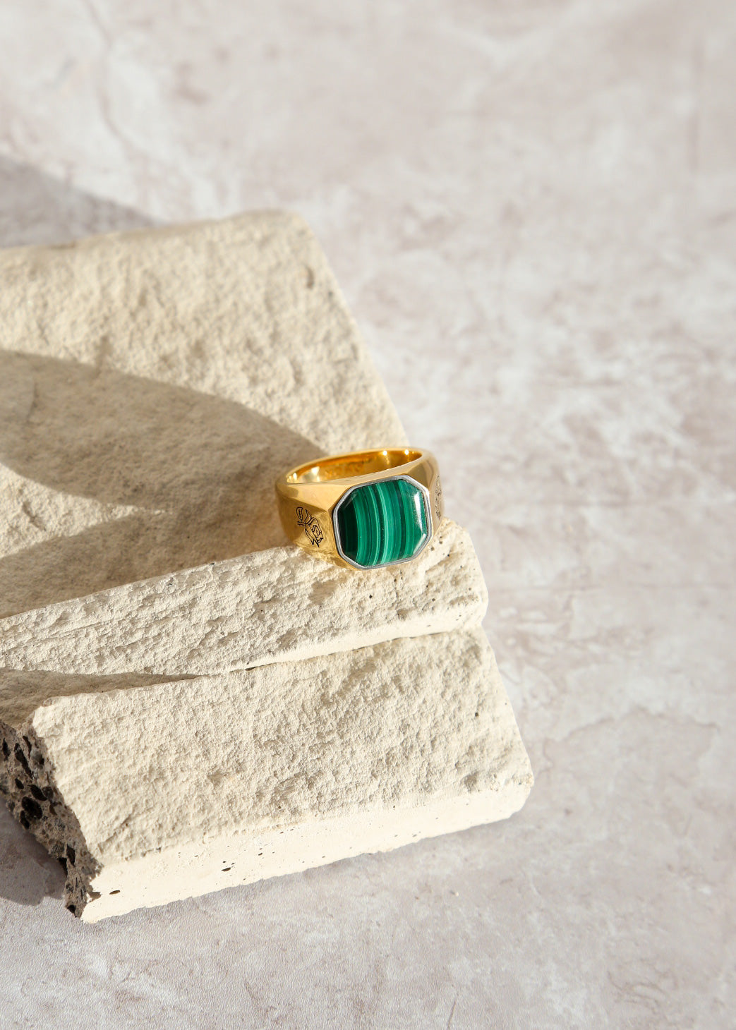 La Rosa Signet Ring